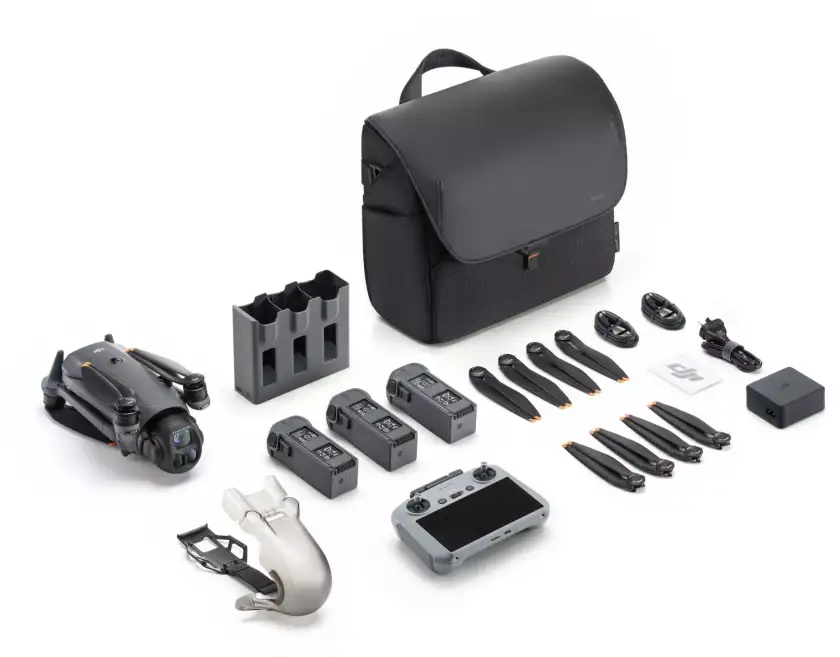 DJI Mavic 4 Pro Fly More Combo